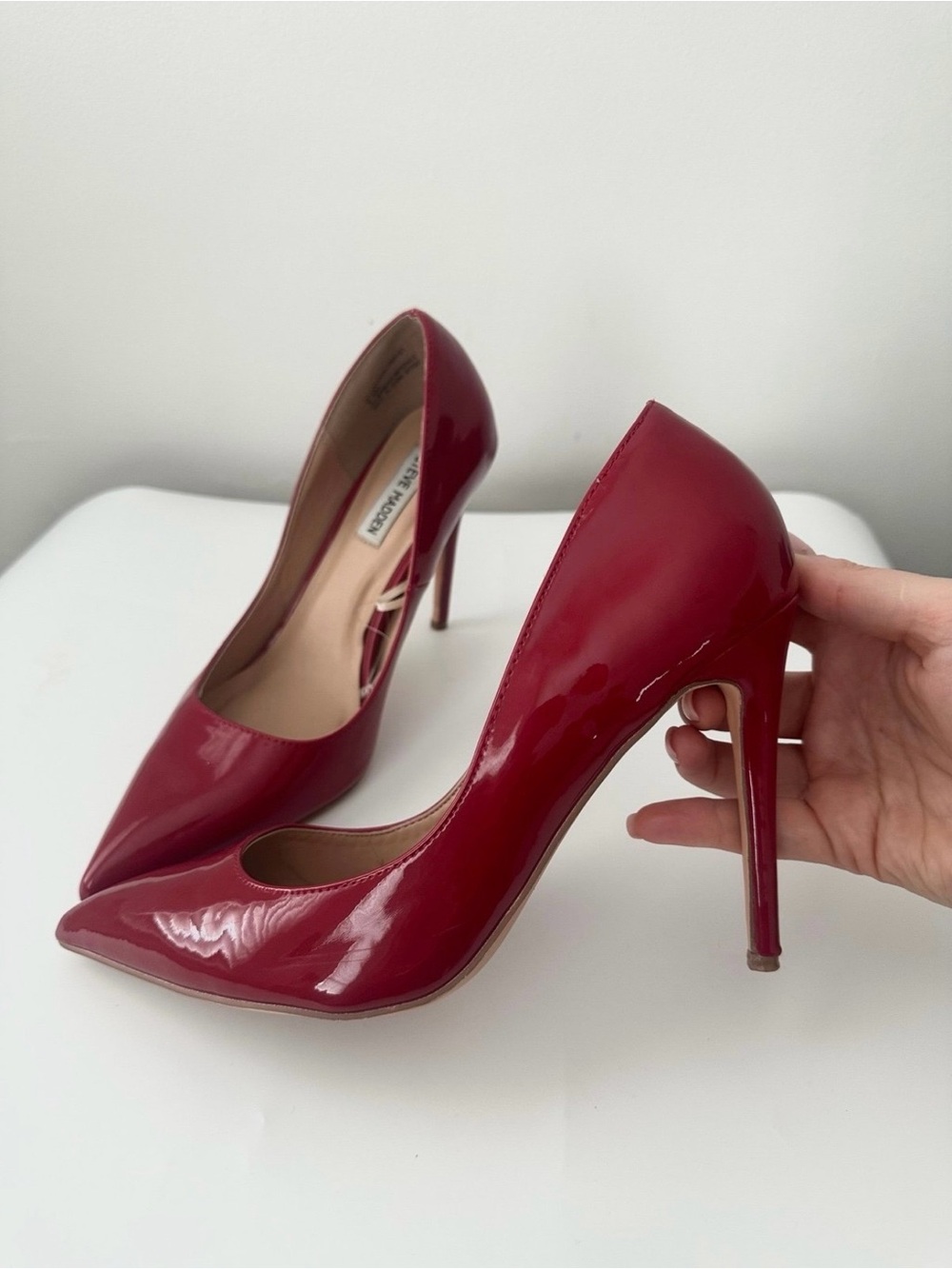 Steve Madden Glossy Red Pointed Stilettos size 9,5